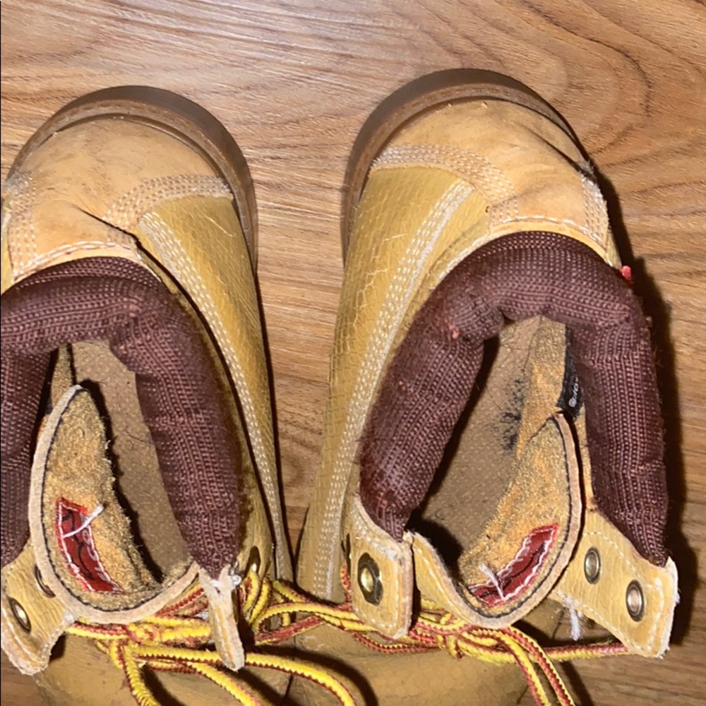 Timberlands - Picture 4 of 4